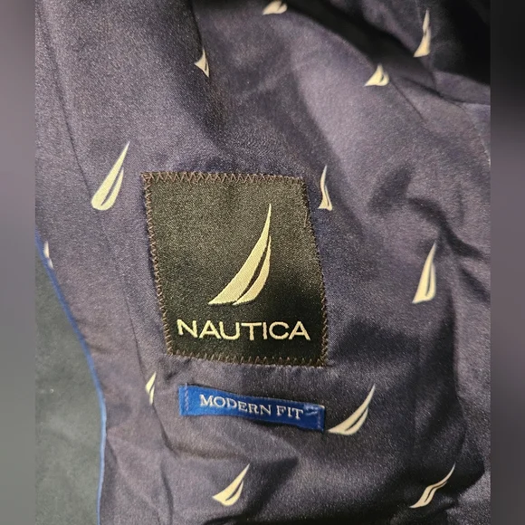Nautica Modern Fit Two Piece Suit 38R Jacket 32x30 Pants Blue Active Stretch NWT